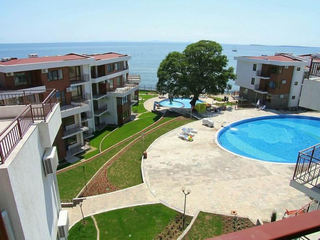 Gt Messambria Fort Beach Apartments Sweti Wlas Exterior foto